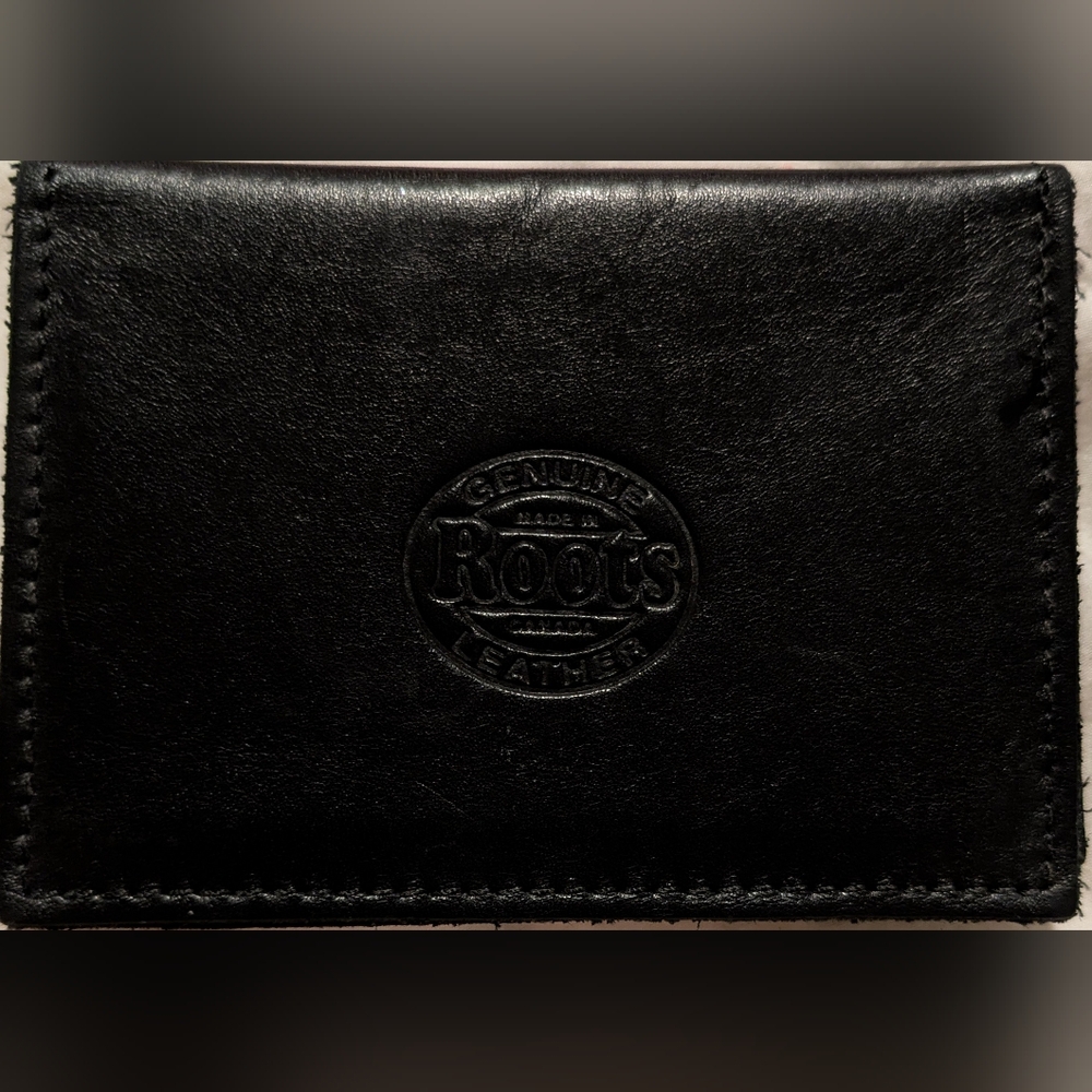 Roots Black Leather Card Holder